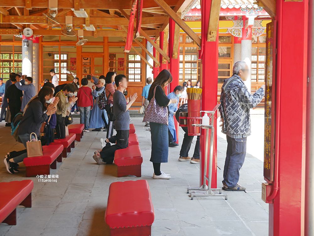 三峽景點「行修宮」莊嚴肅穆清幽，登山步道一覽遼闊全景