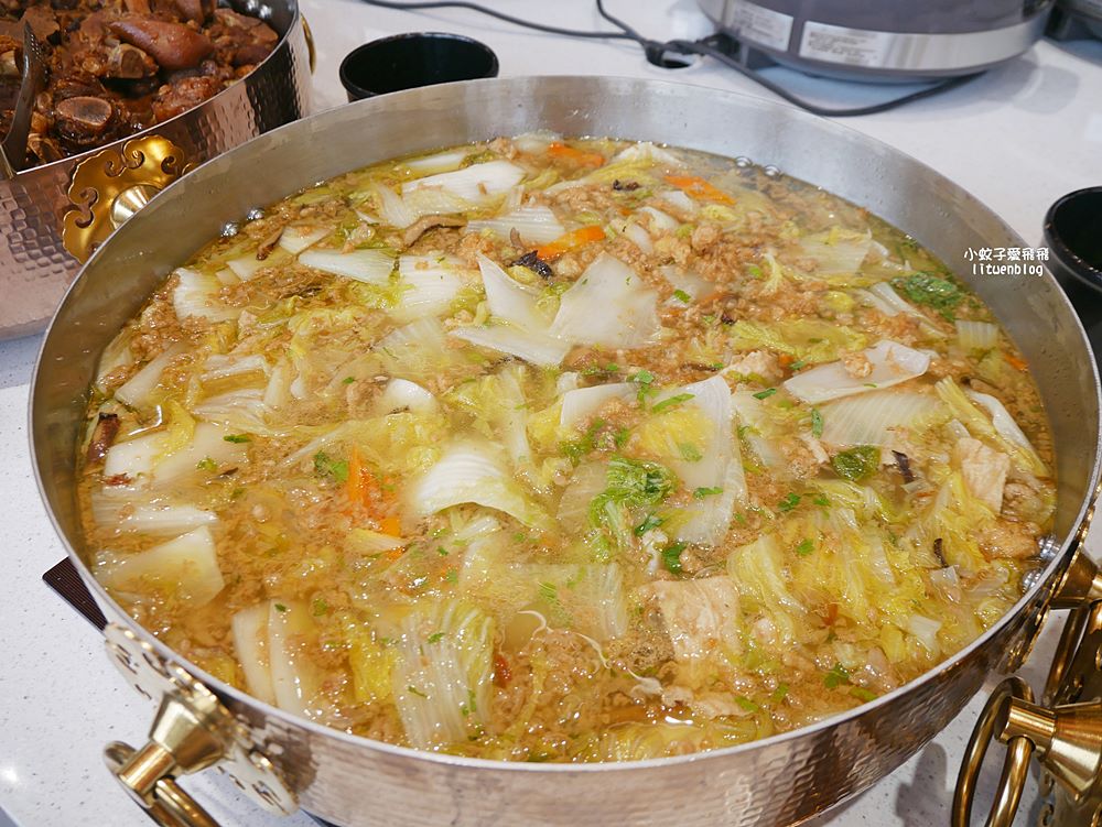 板橋美食「我家牛排板橋遠科店」390元自助吧吃到飽多達百道料理