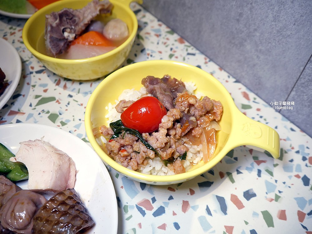 板橋美食「我家牛排板橋遠科店」390元自助吧吃到飽多達百道料理