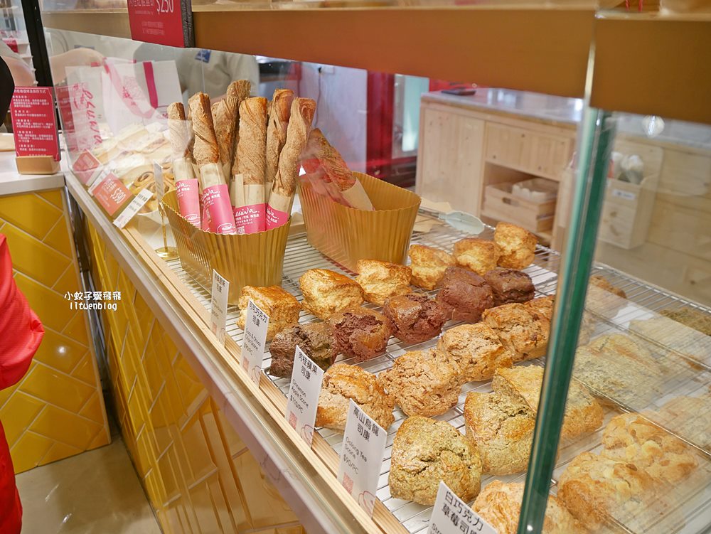 鶯歌美食「ESUWA肉桂卷可頌專売處」老宅裡的隱藏版肉桂卷