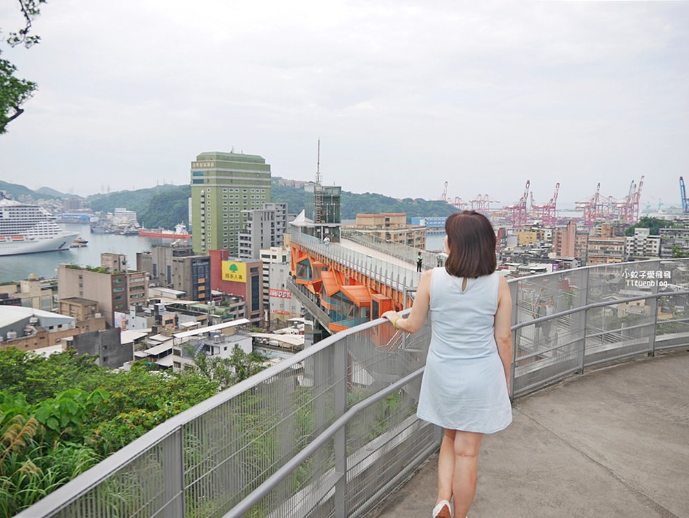 基隆地標「基隆塔」高空中走廊賞無敵港景參觀防空洞 基隆地標「基隆塔」高空中走廊賞無敵港景參觀防空洞