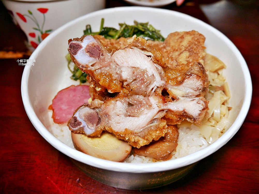 鶯歌景點「鶯歌老街」陶瓷陶藝手拉坯文化體驗與美食商圈