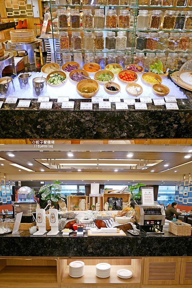 福容桃園機捷A8店田園西餐廳吃到飽，海鮮燒烤串松葉蟹腳再加碼現煎干貝小卷