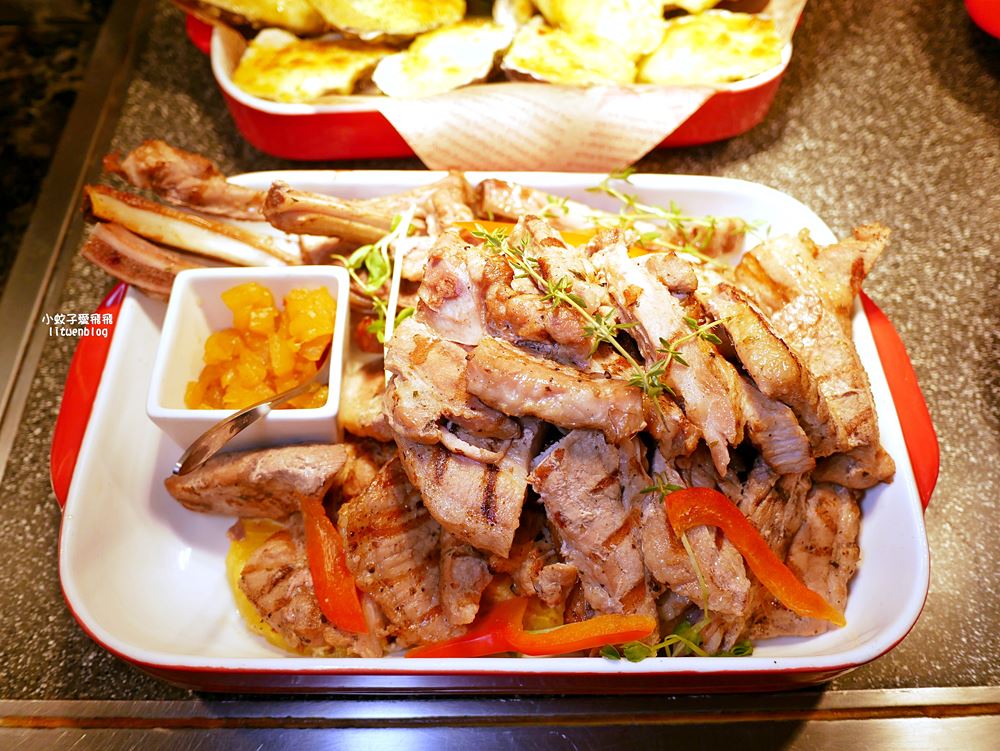 福容桃園機捷A8店田園西餐廳吃到飽,海鮮燒烤串松葉蟹腳再加碼現煎干貝小卷 福容桃園機捷A8店田園西餐廳吃到飽,海鮮燒烤串松葉蟹腳再加碼現煎干貝小卷