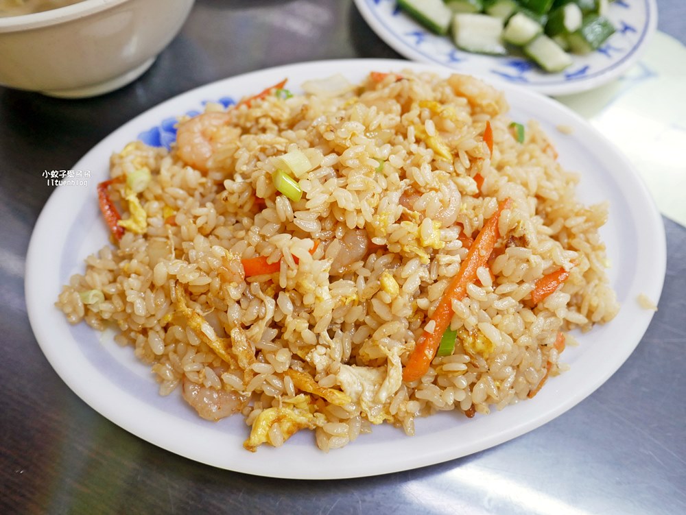 三峽美食「蘇記水餃」水餃小菜及被耽誤的炒飯，三鶯線臺北大學站