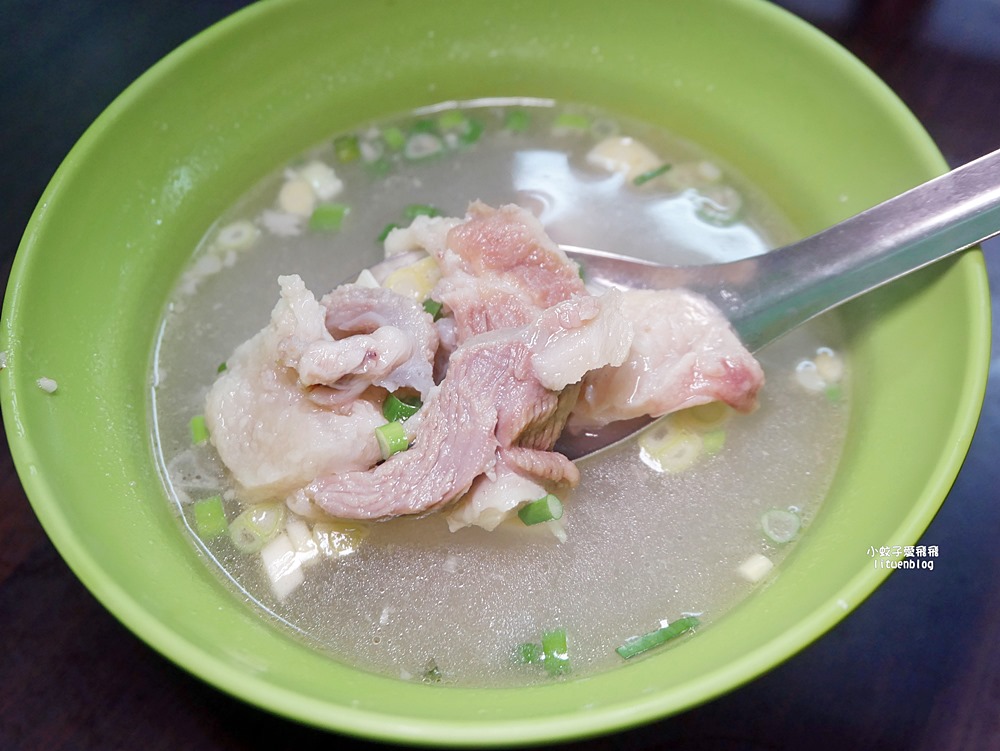 吳興街美食「加油添醋烏醋乾麵」二訪平凡味美乾拌麵，辣泡蛋帶勁開胃