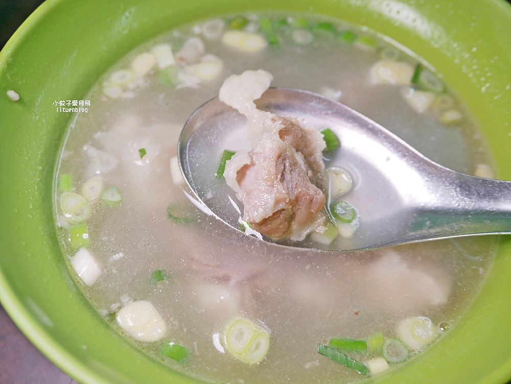 吳興街美食「加油添醋烏醋乾麵」二訪平凡味美乾拌麵,辣泡蛋帶勁開胃 吳興街美食「加油添醋烏醋乾麵」二訪平凡味美乾拌麵,辣泡蛋帶勁開胃