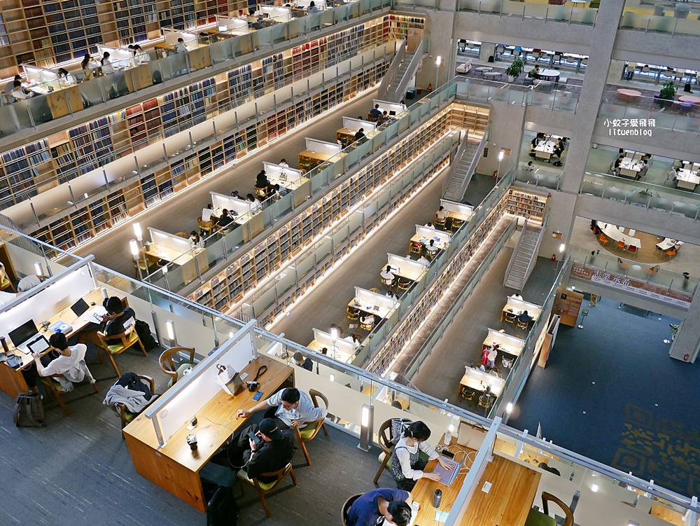 政治大學「達賢圖書館」湖濱山景校園&超絕美圖書館