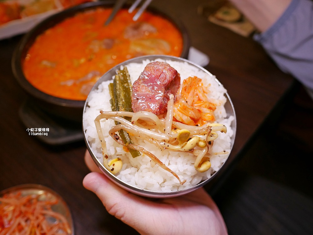 韓式料理推薦「永和韓屋村」巷內小館沒想到韓料這麼強，多款小菜無限續