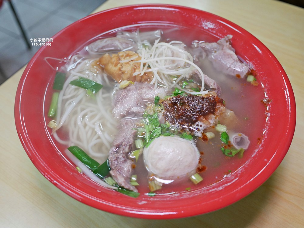 萬華美食「艋舺阿婆冬粉」70年接地氣麵店，全餐麵用料一次滿足