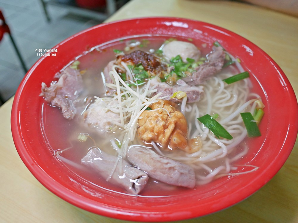 萬華美食「艋舺阿婆冬粉」70年接地氣麵店，全餐麵用料一次滿足