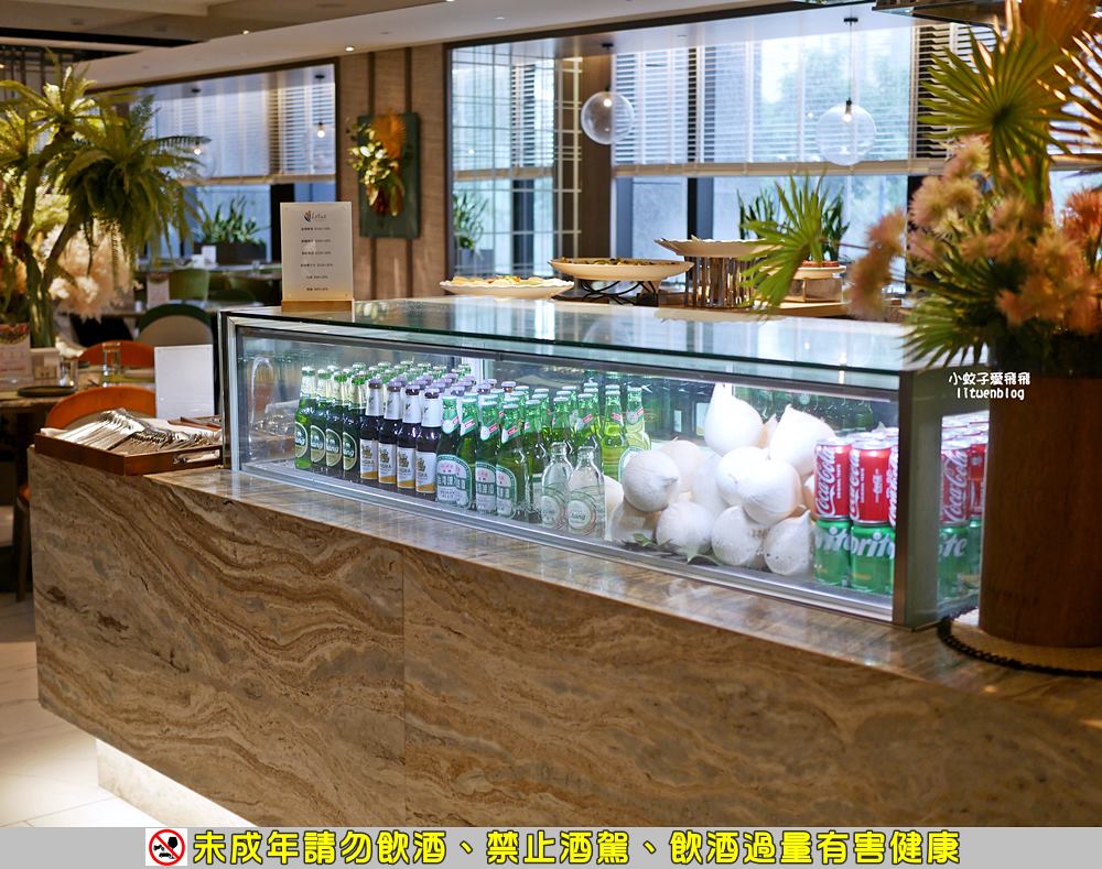 板橋凱撒Lotus蓮花餐廳南洋風味單點吃到飽首日開箱
