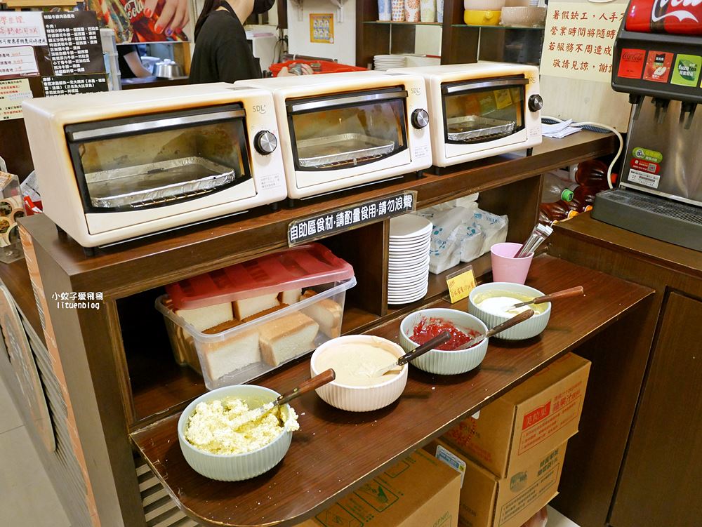 三峽北大美食｜三峽牛排「特點平價牛排」排餐170元起免服務費濃湯烤吐司飲料吃到飽