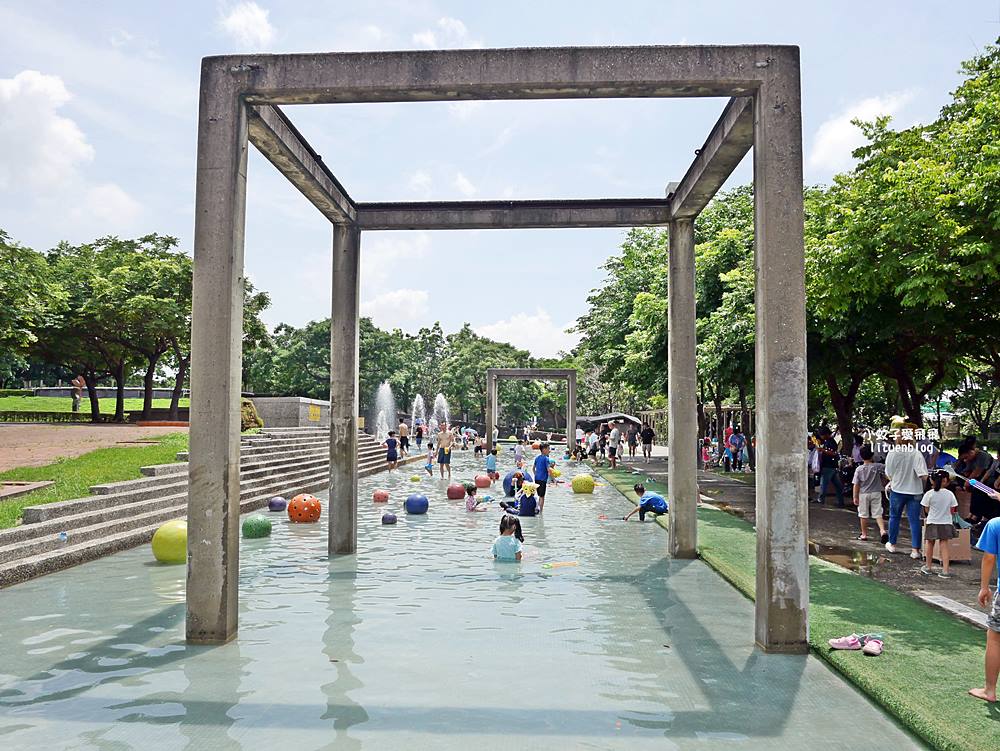 新北市立鶯歌陶瓷博物館&陶瓷藝術園區免費玩水玩沙親子景點