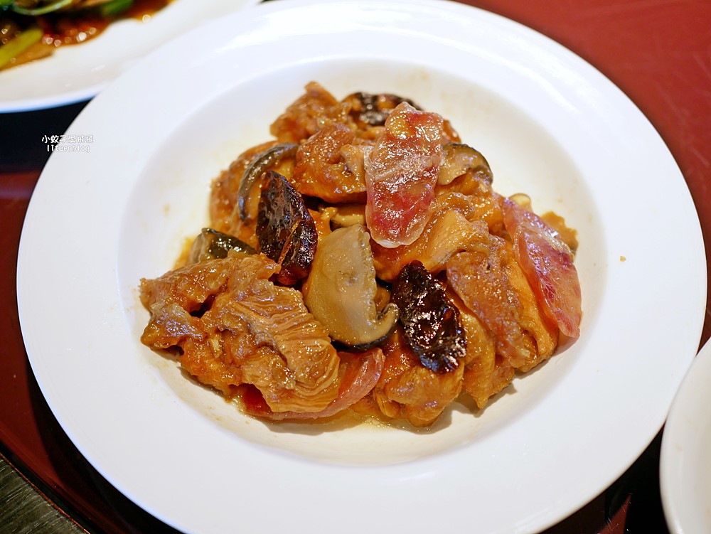 粵亮廣式料理吃到飽50道粵菜港點無限供應2小時
