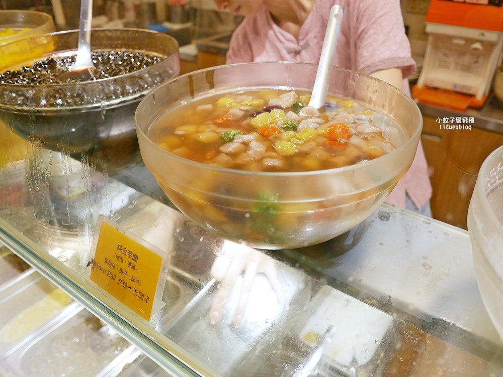 北投必吃冰店「水龜伯古早味」黑糖刨冰55元四種料大碗滿足