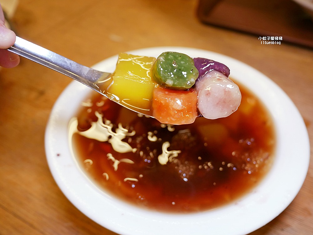 北投必吃冰店「水龜伯古早味」黑糖刨冰55元四種料大碗滿足