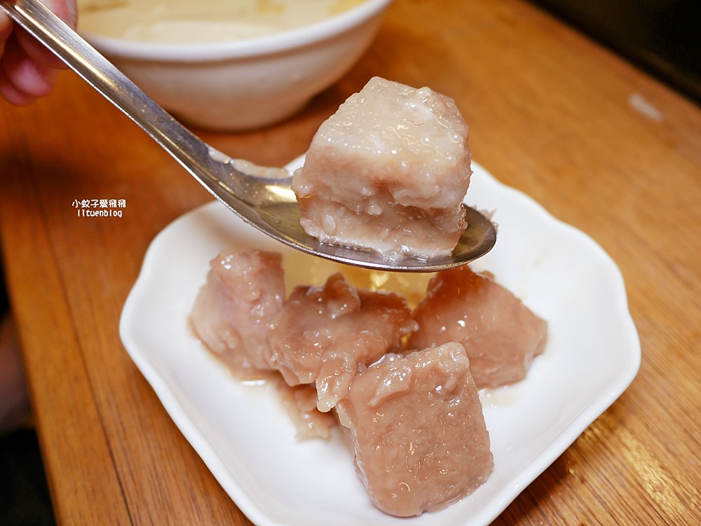 北投必吃冰店「水龜伯古早味」黑糖刨冰55元四種料大碗滿足