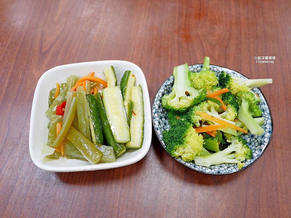 天母美食「忠誠牛肉麵」碗公級份量多到吃不完要打包 天母美食「忠誠牛肉麵」碗公級份量多到吃不完要打包