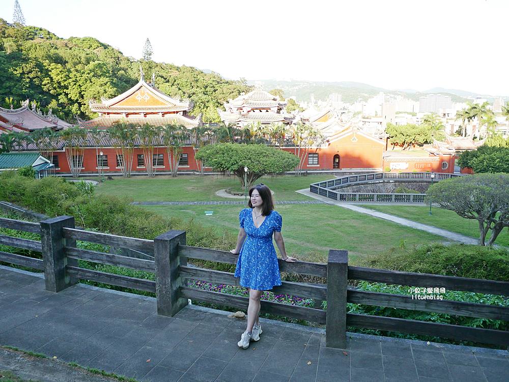 北投景點「行天宮北投分宮」造景優美遠眺關渡平原，還有附設圖書館