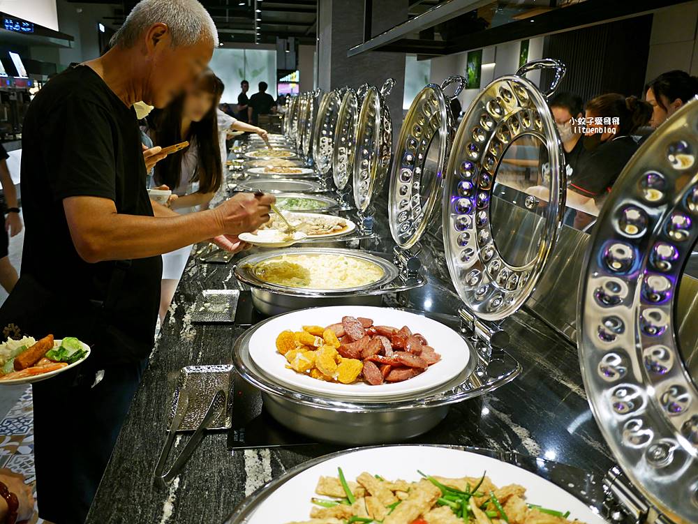 全台最大「貴族世家板橋板新店」380元起百道自助吧鮮作料理吃到飽 全台最大「貴族世家板橋板新店」380元起百道自助吧鮮作料理吃到飽