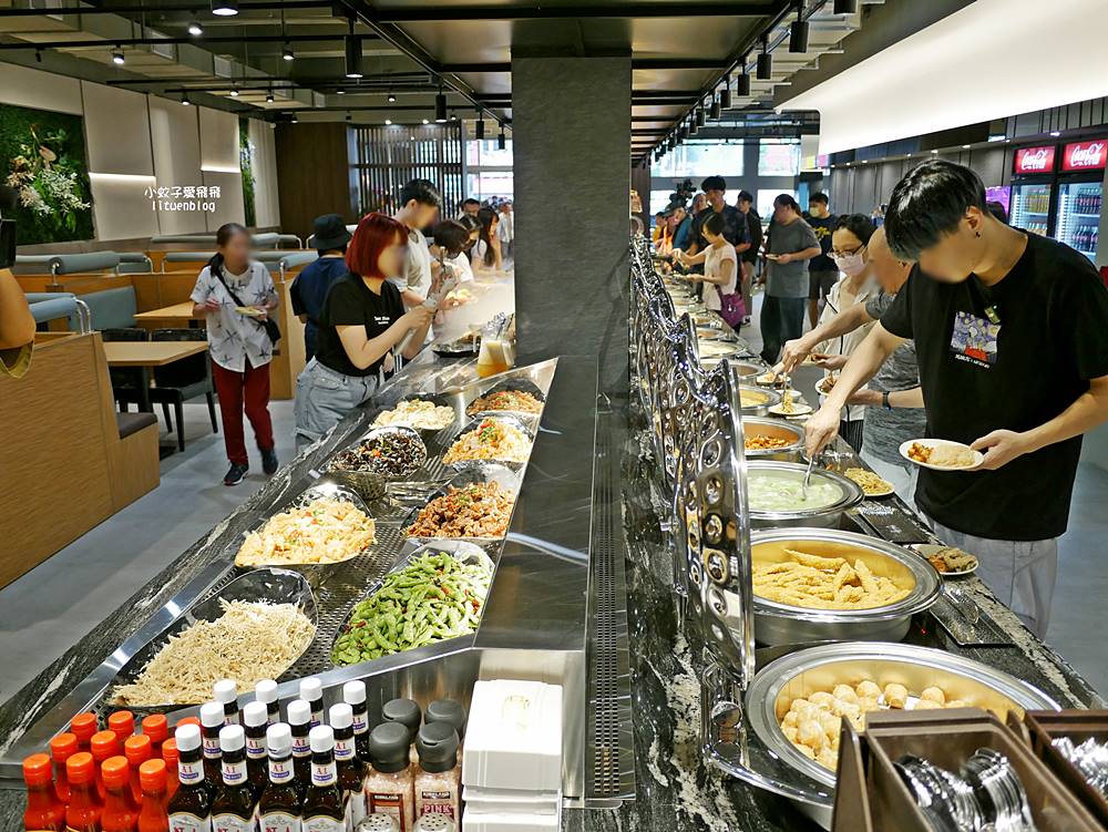全台最大「貴族世家板橋板新店」380元起百道自助吧鮮作料理吃到飽 全台最大「貴族世家板橋板新店」380元起百道自助吧鮮作料理吃到飽