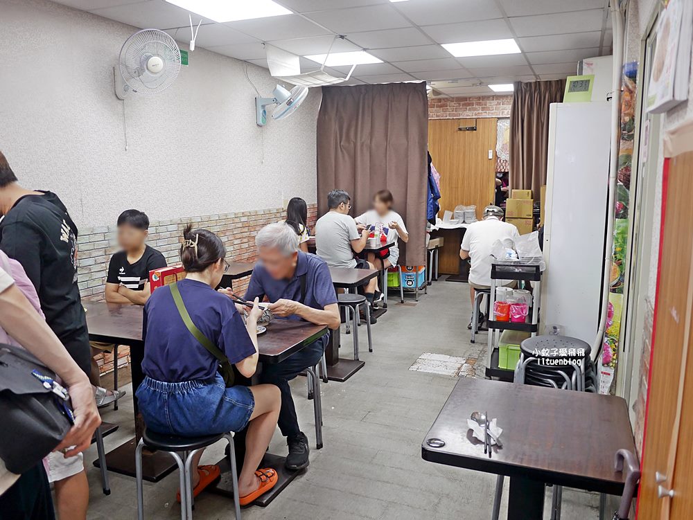 金華街「廖家牛肉麵」超過40年祖傳精華湯頭每日只賣4小時