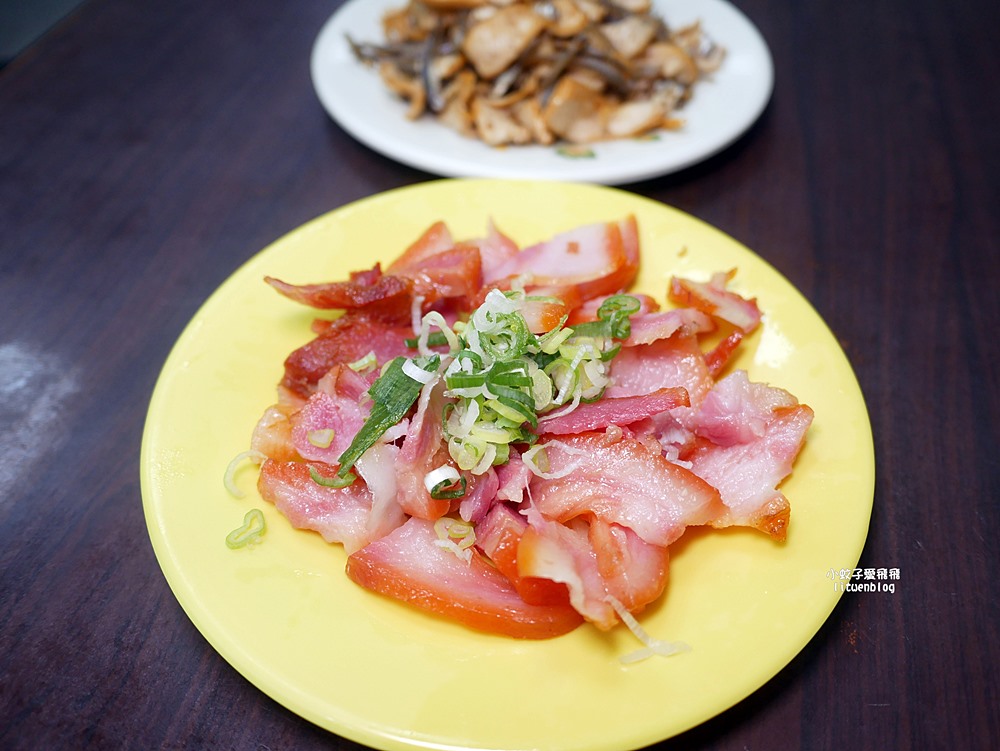 金華街「廖家牛肉麵」超過40年祖傳精華湯頭每日只賣4小時 金華街「廖家牛肉麵」超過40年祖傳精華湯頭每日只賣4小時