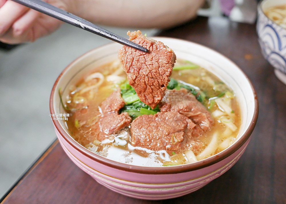 金華街「廖家牛肉麵」超過40年祖傳精華湯頭每日只賣4小時 金華街「廖家牛肉麵」超過40年祖傳精華湯頭每日只賣4小時