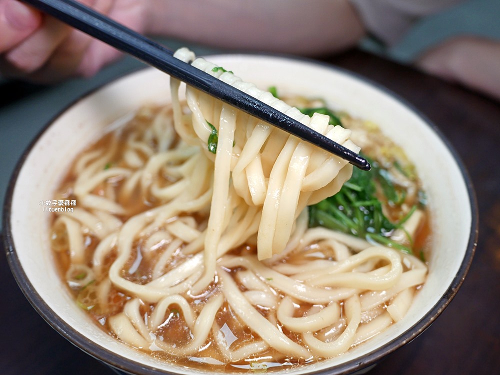 金華街「廖家牛肉麵」超過40年祖傳精華湯頭每日只賣4小時 金華街「廖家牛肉麵」超過40年祖傳精華湯頭每日只賣4小時
