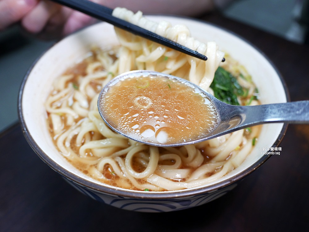 金華街「廖家牛肉麵」超過40年祖傳精華湯頭每日只賣4小時 金華街「廖家牛肉麵」超過40年祖傳精華湯頭每日只賣4小時