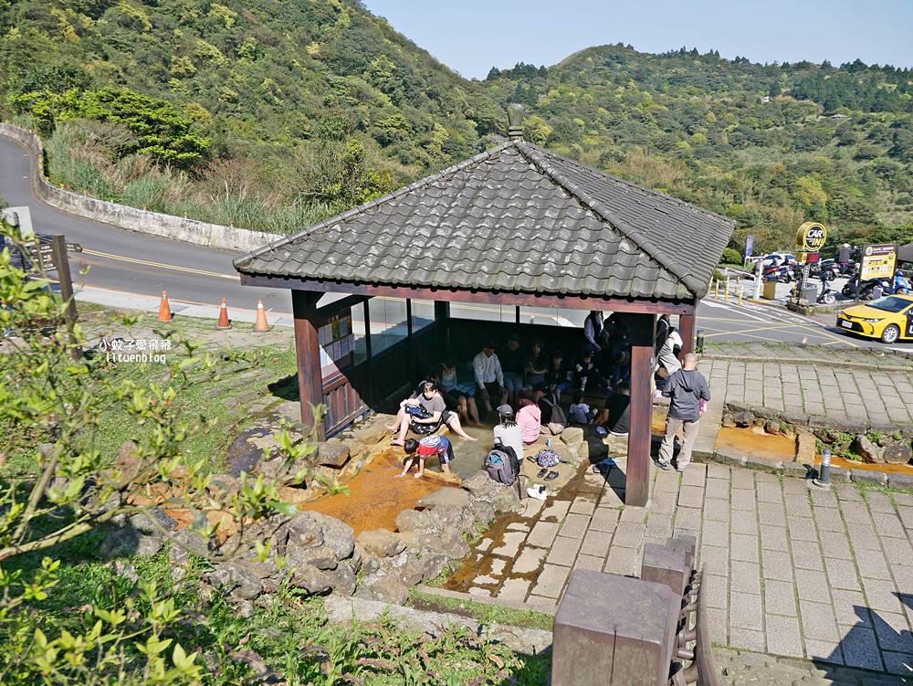 陽明山冷水坑溫泉浴室，戶外泡腳室內泡湯都免費 @小蚊子愛飛飛 litwenblog