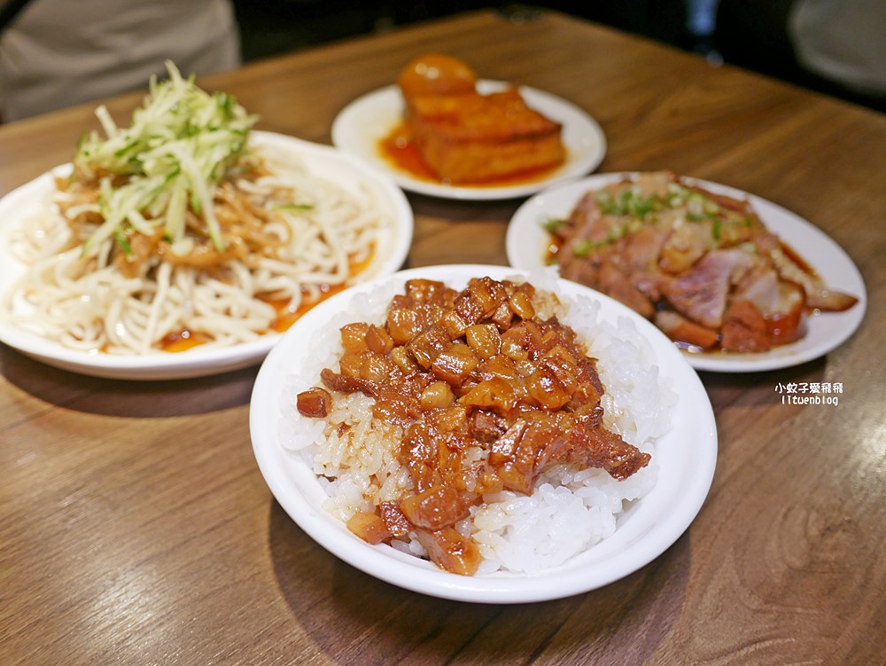 「金香豬腳涼麵」腿庫油脂鮮香超扒飯,涼麵屬於溫和派 「金香豬腳涼麵」腿庫油脂鮮香超扒飯,涼麵屬於溫和派