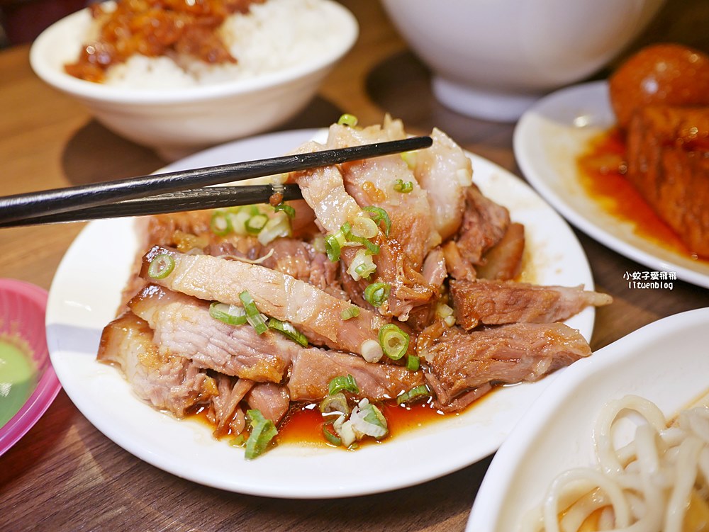 「金香豬腳涼麵」腿庫油脂鮮香超扒飯，涼麵屬於溫和派