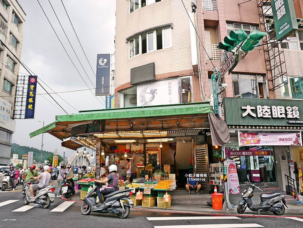 三峽美食「Luna餐廳」隱藏版鄉村風餐廳，爆漿豬排咖哩歐姆蛋濃香