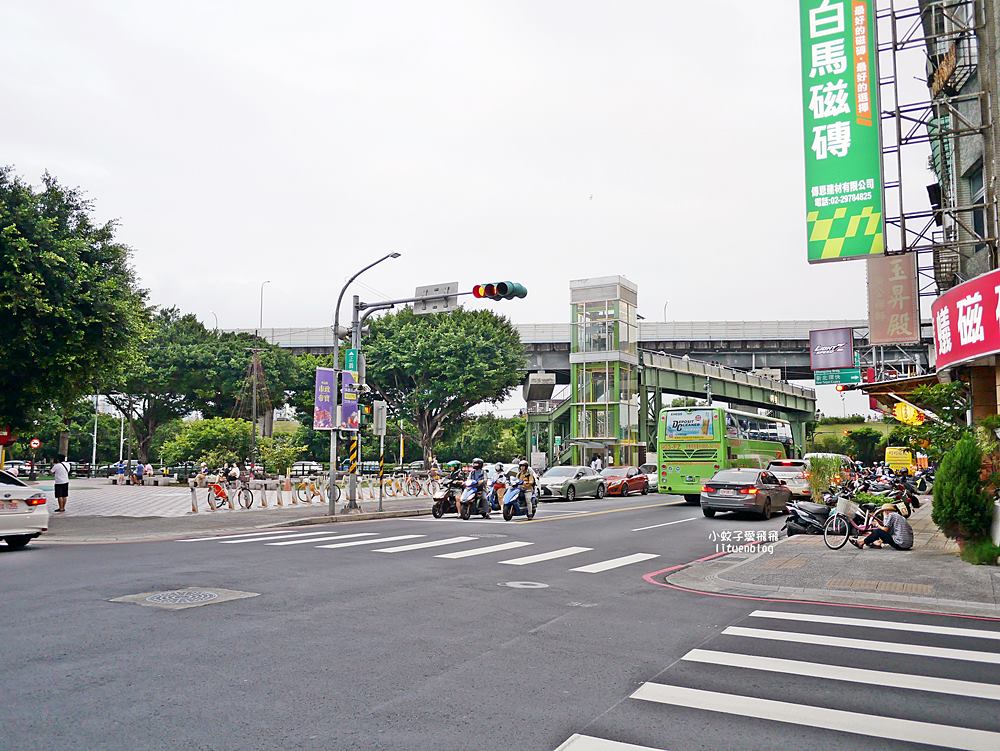 2025大稻埕煙火「三重忠孝碼頭」絕佳的拍攝美照觀賞景點