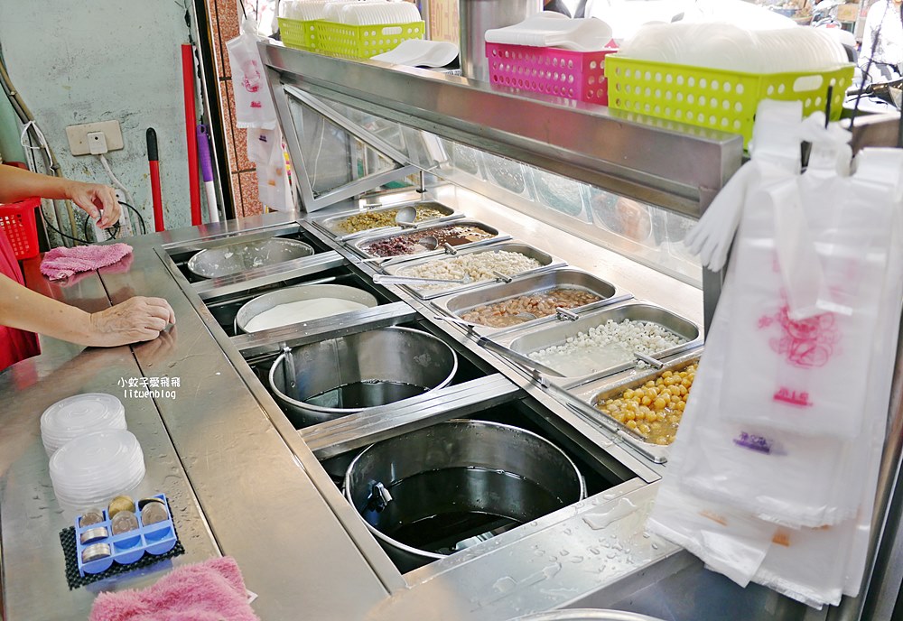 三峽老街美食「山泉水手工豆花店」平價豆花老店排隊是日常,三鶯線三峽站 三峽老街美食「山泉水手工豆花店」平價豆花老店排隊是日常,三鶯線三峽站