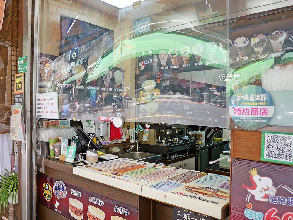 三峽飲料|三峽老街飲料「泡泡龍」都是本地人在買,三峽商圈第一間茶飲專賣,三鶯線三峽站 三峽飲料|三峽老街飲料「泡泡龍」都是本地人在買,三峽商圈第一間茶飲專賣,三鶯線三峽站