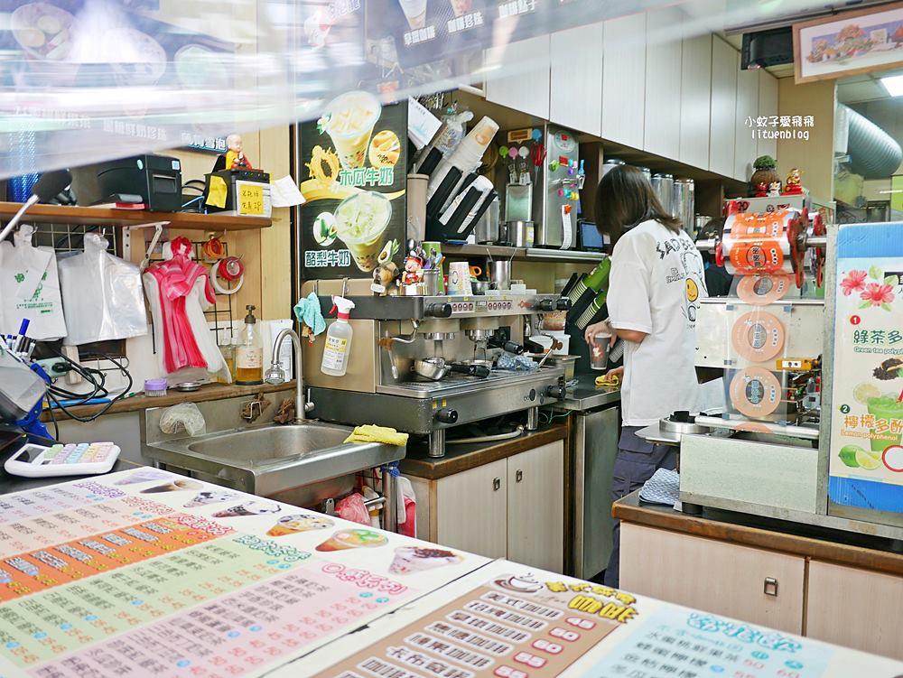 三峽飲料|三峽老街飲料「泡泡龍」都是本地人在買,三峽商圈第一間茶飲專賣,三鶯線三峽站 三峽飲料|三峽老街飲料「泡泡龍」都是本地人在買,三峽商圈第一間茶飲專賣,三鶯線三峽站