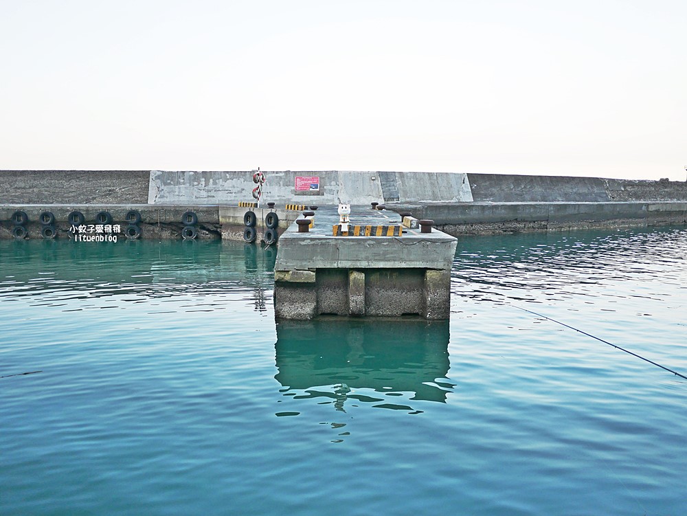 石門「金點草里驛棧」草里漁港地中海風格海景咖啡廳