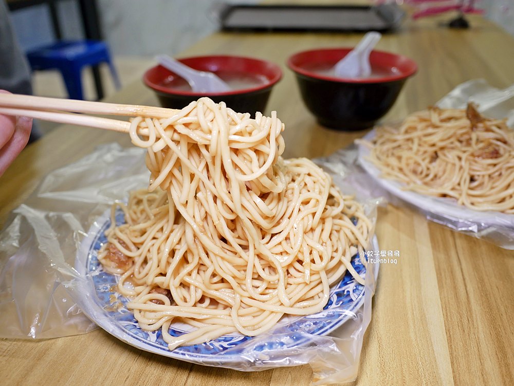三峽美食「添巧麵」凌晨4:30開賣，超過40年在地人的台式早餐