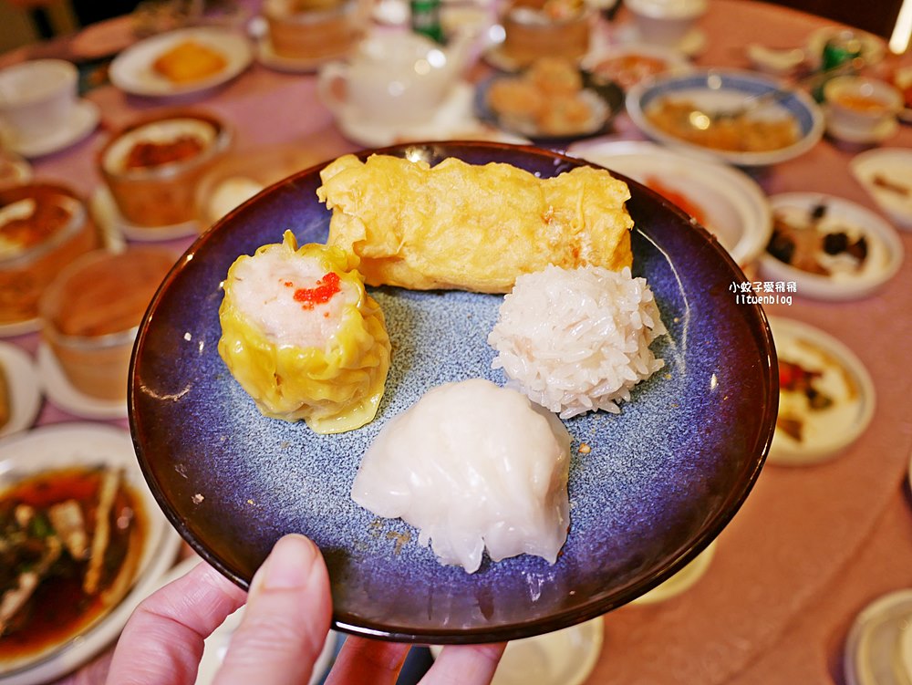 家宴中餐廳吃到飽超過55道粵滬川式料理1080元無限點