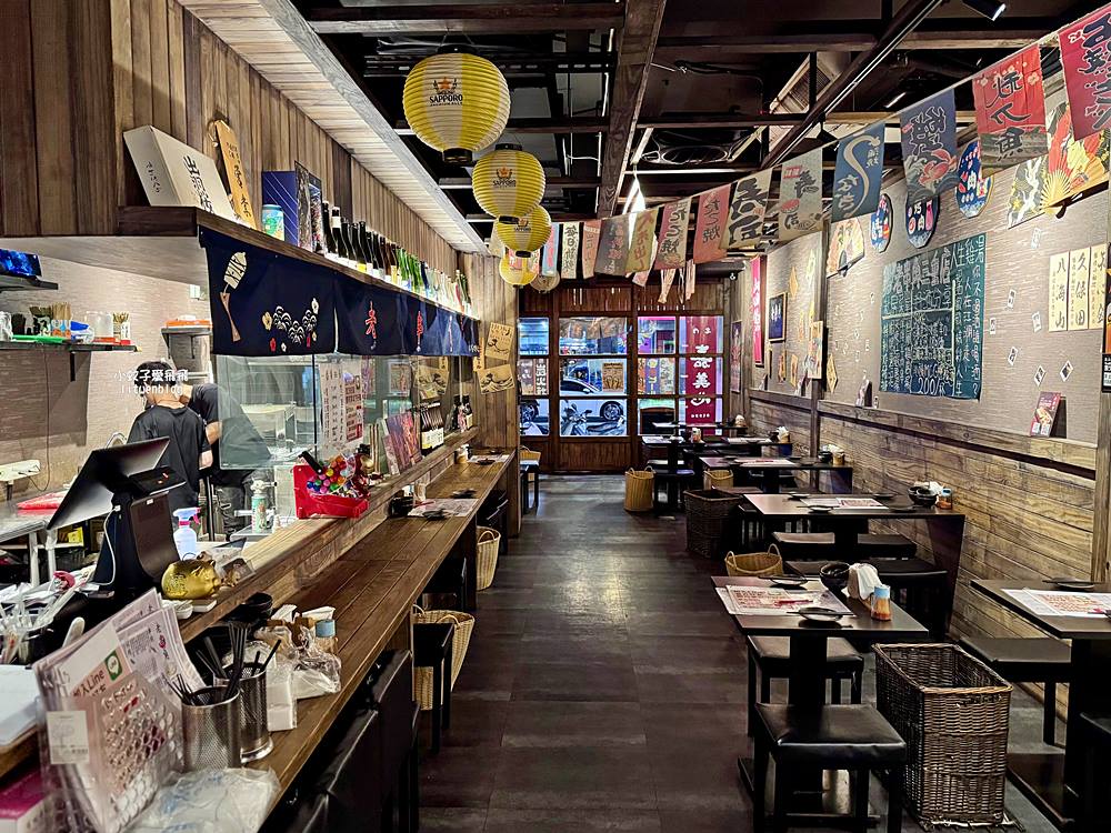 三重美食「老串角居酒屋三重店」超過百道料理，聚餐小酌深夜食堂首選
