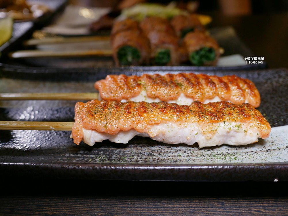 三重美食「老串角居酒屋三重店」超過百道料理，聚餐小酌深夜食堂首選