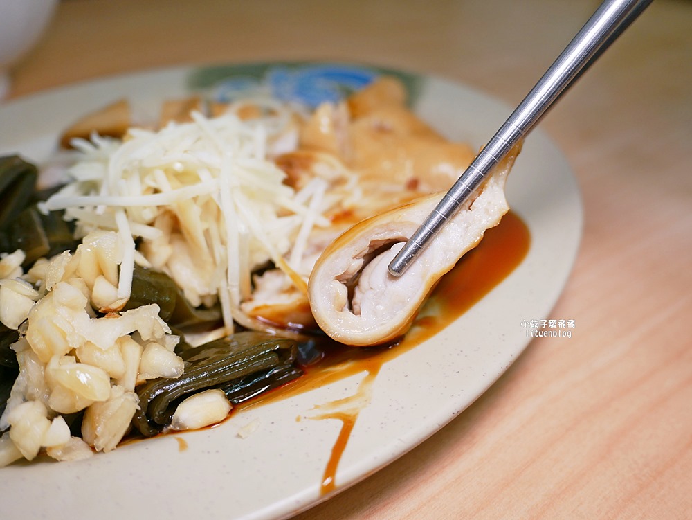 關渡美食「阿成切仔麵」小菜滷味黑白切選擇豐富比麵食還吸睛