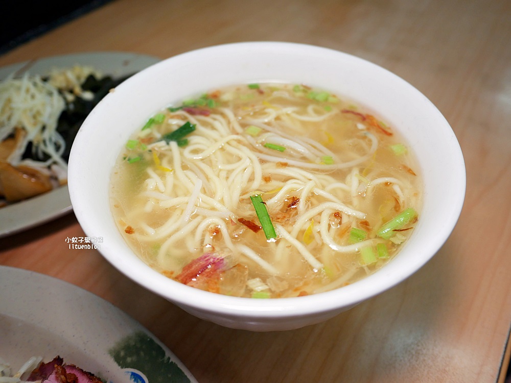 關渡美食「阿成切仔麵」小菜滷味黑白切選擇豐富比麵食還吸睛