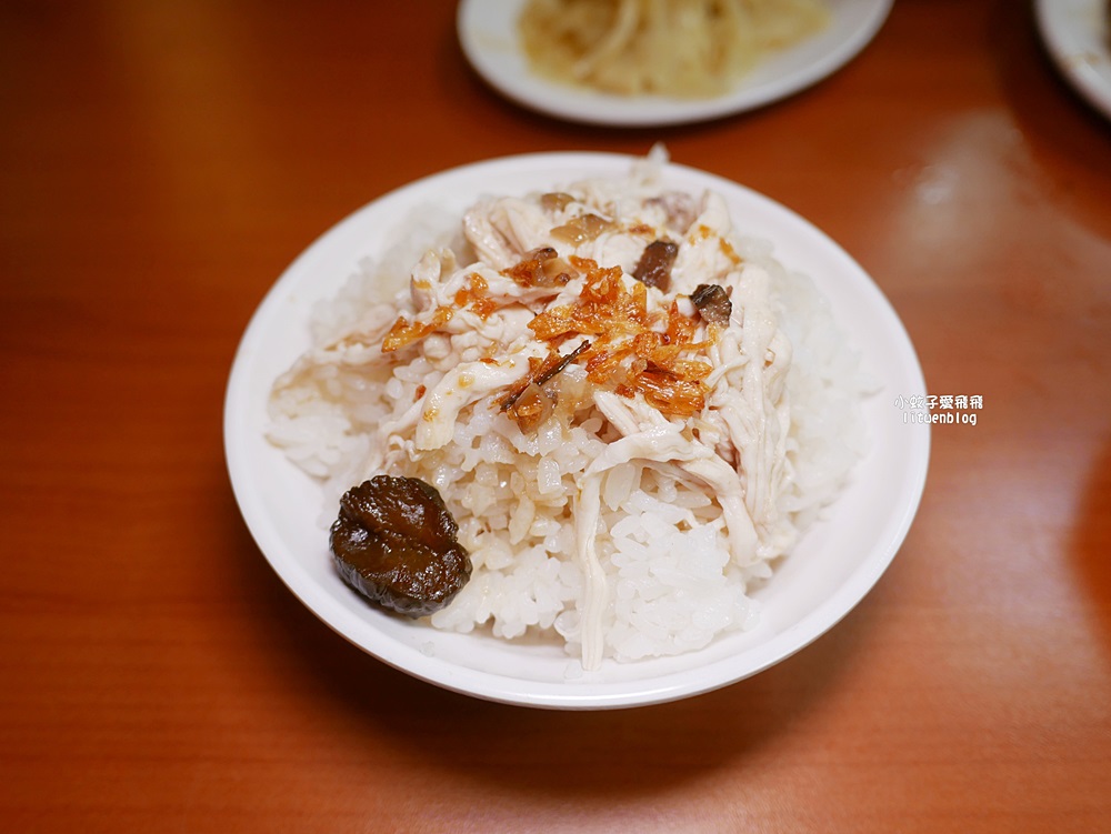 中山國小站美食「黃記魯肉飯」雙城街夜市旁排隊魯肉飯觀光客朝聖指定,米其林推薦 中山國小站美食「黃記魯肉飯」雙城街夜市旁排隊魯肉飯觀光客朝聖指定,米其林推薦
