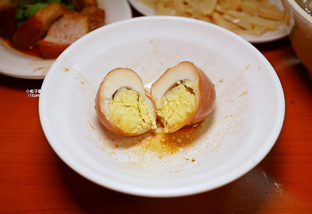 中山國小站美食「黃記魯肉飯」雙城街夜市旁排隊魯肉飯觀光客朝聖指定,米其林推薦 中山國小站美食「黃記魯肉飯」雙城街夜市旁排隊魯肉飯觀光客朝聖指定,米其林推薦