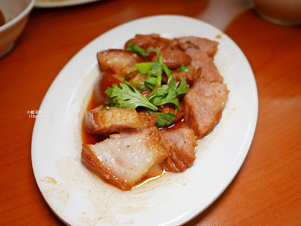 中山國小站美食「黃記魯肉飯」雙城街夜市旁排隊魯肉飯觀光客朝聖指定,米其林推薦 中山國小站美食「黃記魯肉飯」雙城街夜市旁排隊魯肉飯觀光客朝聖指定,米其林推薦
