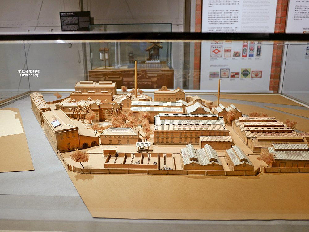「國立臺灣博物館南門館」日治時期樟腦鴉片製造廠,超美水池紅樓小白宮 「國立臺灣博物館南門館」日治時期樟腦鴉片製造廠,超美水池紅樓小白宮